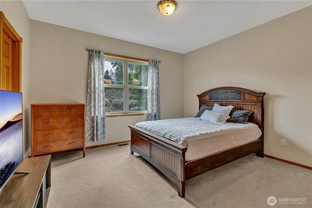 6725 Mirror Court SE, Olympia, WA 98513
