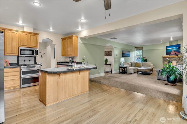 6725 Mirror Court SE, Olympia, WA 98513