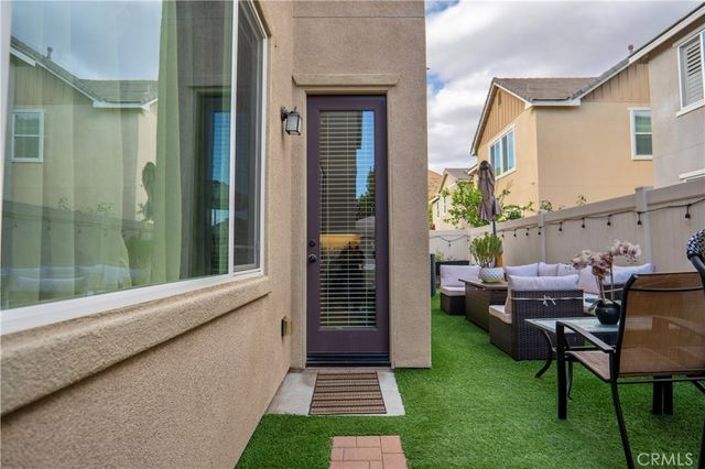 22086 Windham Way, Saugus, CA 91350