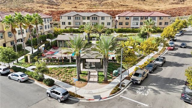 22086 Windham Way, Saugus, CA 91350