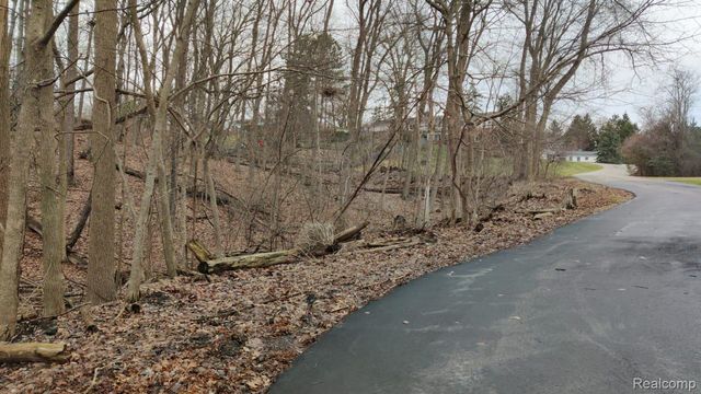 Lot 149 Breer Court, Bloomfield Charter Township, MI 48302