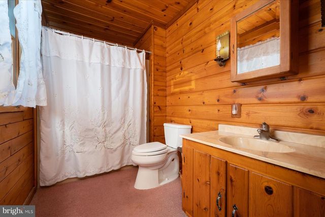 5742 BROOKS WOODS RD, Lothian, MD 20711