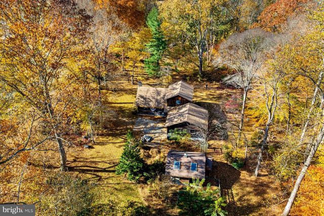 5742 BROOKS WOODS RD, Lothian, MD 20711