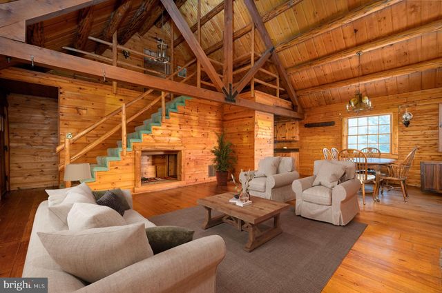 5742 BROOKS WOODS RD, Lothian, MD 20711