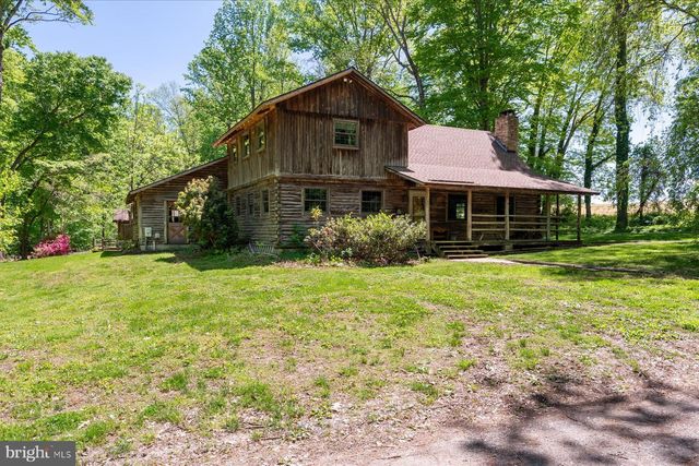 5742 BROOKS WOODS RD, Lothian, MD 20711
