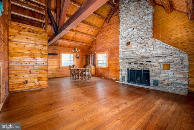 5742 BROOKS WOODS RD, Lothian, MD 20711