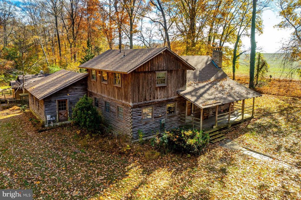 5742 BROOKS WOODS RD, Lothian, MD 20711