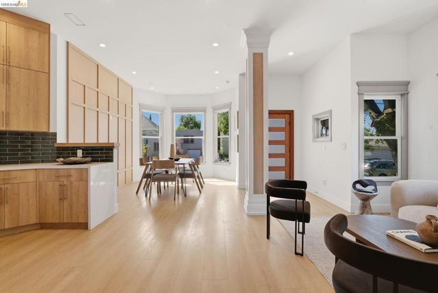 1712 Schiller St, Alameda, CA 94501