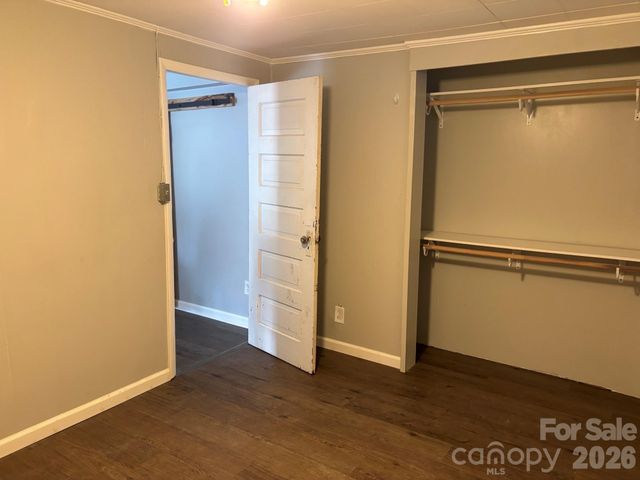 262 Blackberry Lane, Bakersville, NC 28705