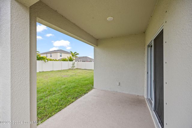 1305 Valley View Avenue, Rockledge, FL 32955