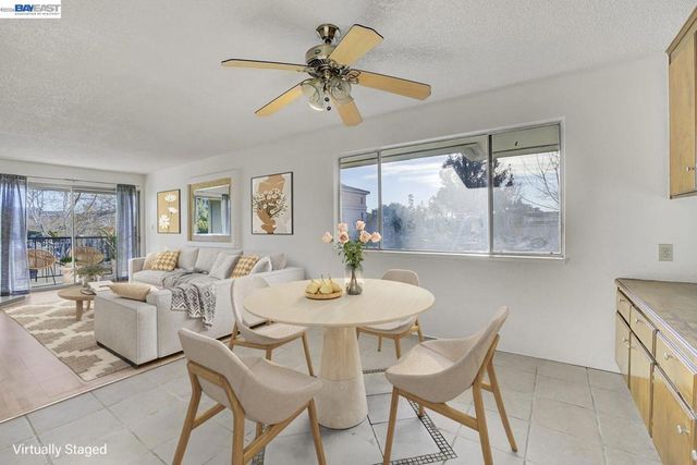 400 Davis 301, San Leandro, CA 94577