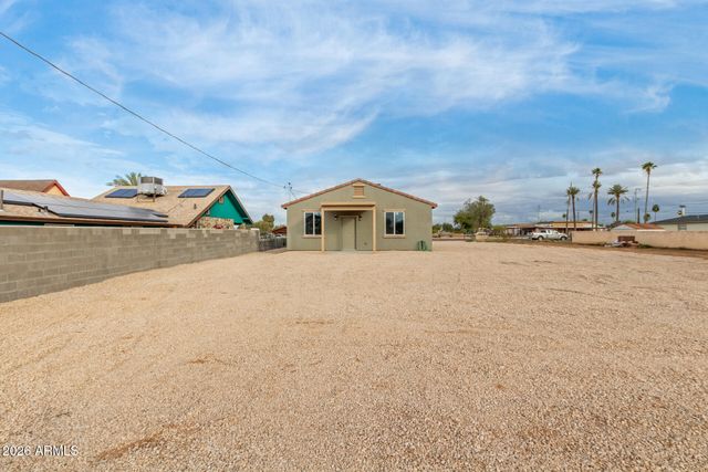 215 N BROWN Avenue, Casa Grande, AZ 85122
