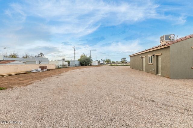215 N BROWN Avenue, Casa Grande, AZ 85122
