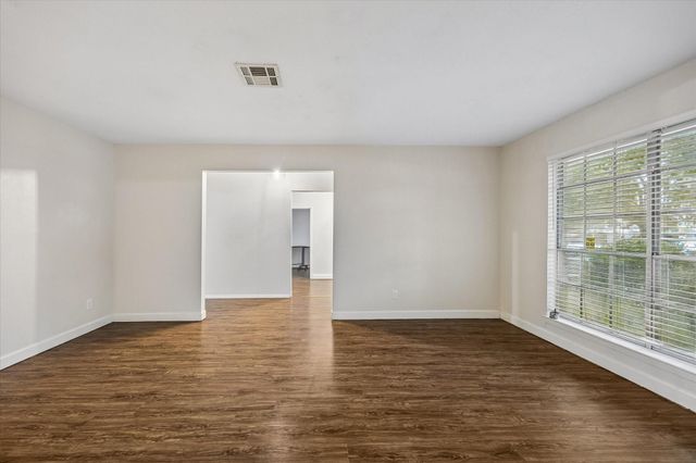 118 E Highland Terrace, League City, TX 77573