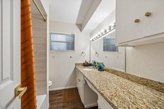 118 E Highland Terrace, League City, TX 77573