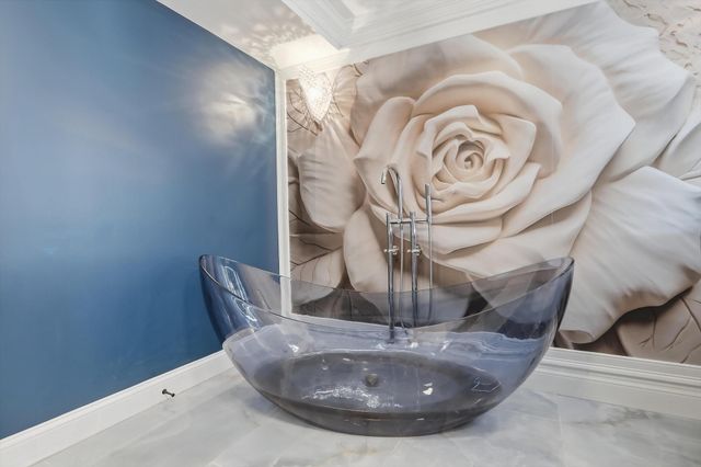 17 Maple Street, Douglas, MA 01516