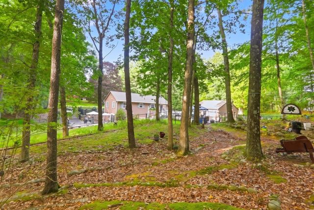 17 Maple Street, Douglas, MA 01516