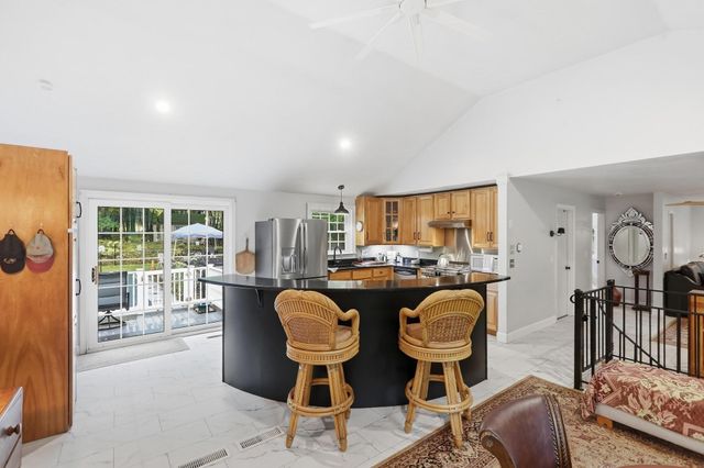 17 Maple Street, Douglas, MA 01516