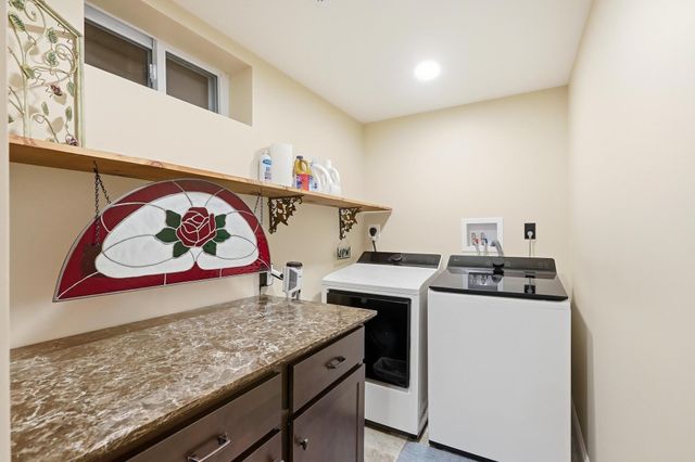 17 Maple Street, Douglas, MA 01516