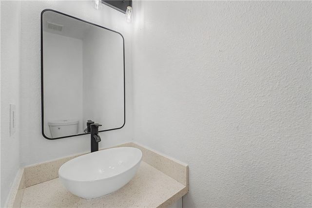 3501 SW Victoria Place, Bentonville, AR 72712