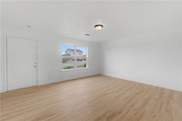 3501 SW Victoria Place, Bentonville, AR 72712