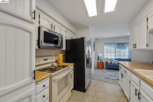 577 Jonathan Way, Union City, CA 94587