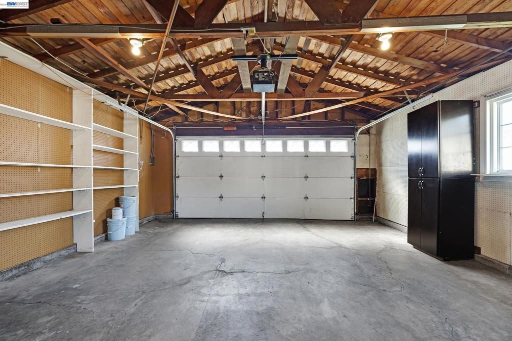 Image 27 of property listing at 577 Jonathan Way, Union City, CA 94587