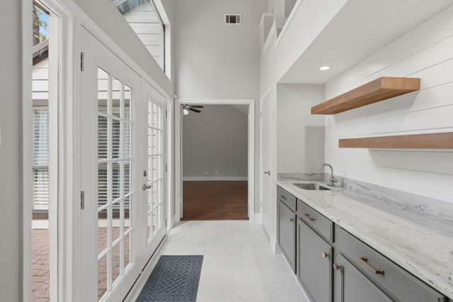 14 Dusky Meadow Place, The Woodlands, TX 77381