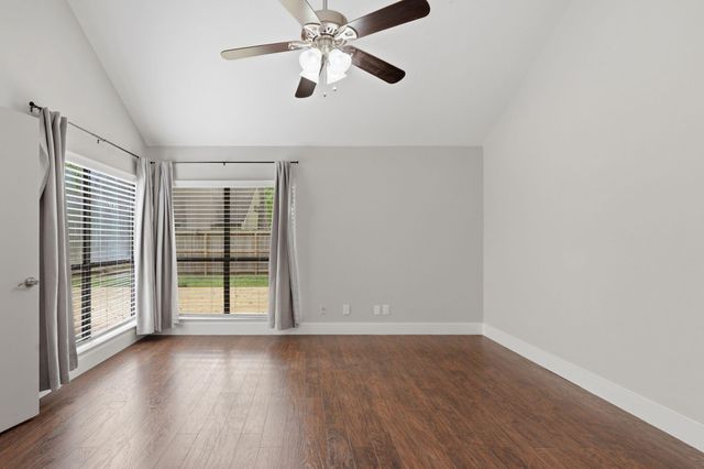 14 Dusky Meadow Place, The Woodlands, TX 77381