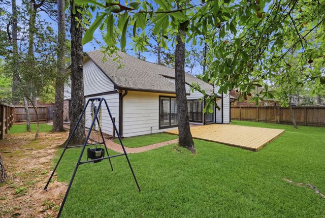 14 Dusky Meadow Place, The Woodlands, TX 77381