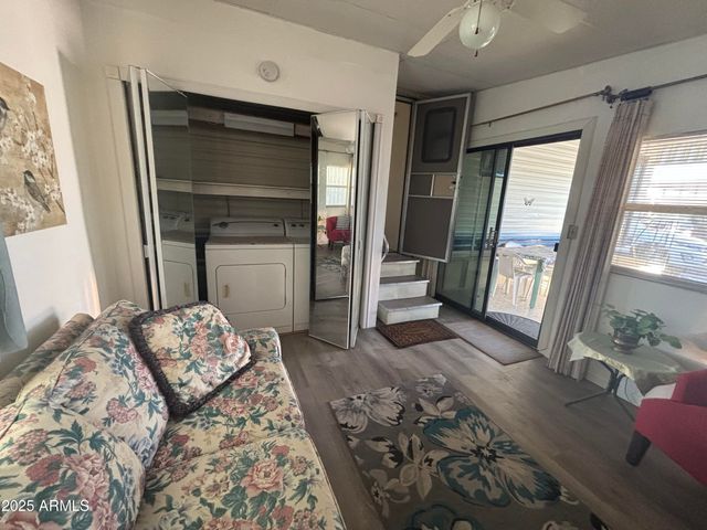 3165 E University Drive 307, Mesa, AZ 85213