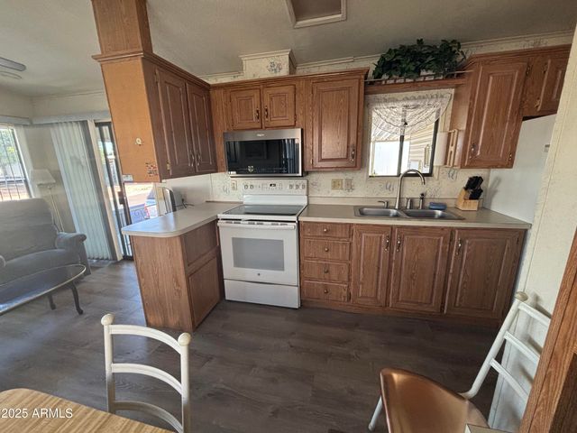 3165 E University Drive 307, Mesa, AZ 85213