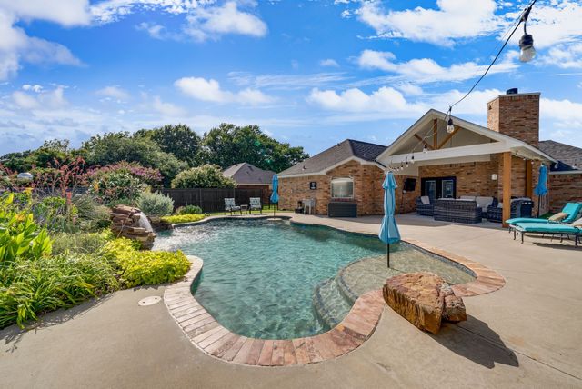 107 Lemley Drive, Heath, TX 75032