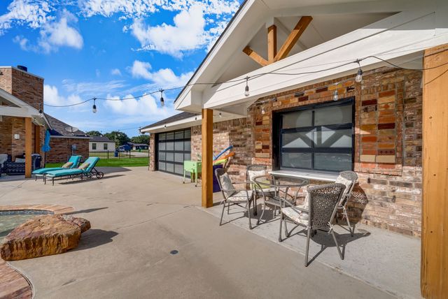 107 Lemley Drive, Heath, TX 75032