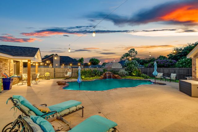 107 Lemley Drive, Heath, TX 75032