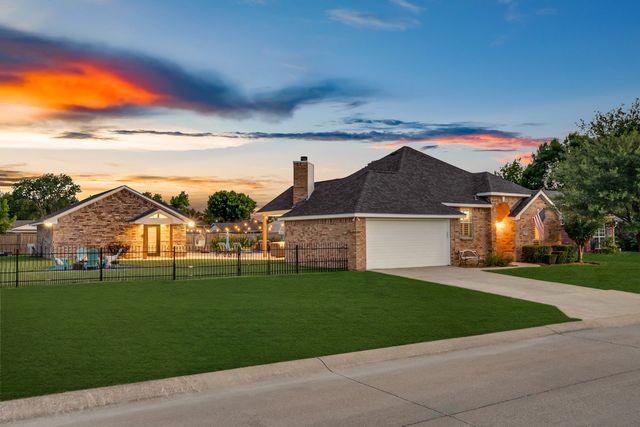 107 Lemley Drive, Heath, TX 75032