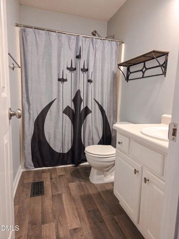 1004 Holly Pointe Drive, Wendell, NC 27591