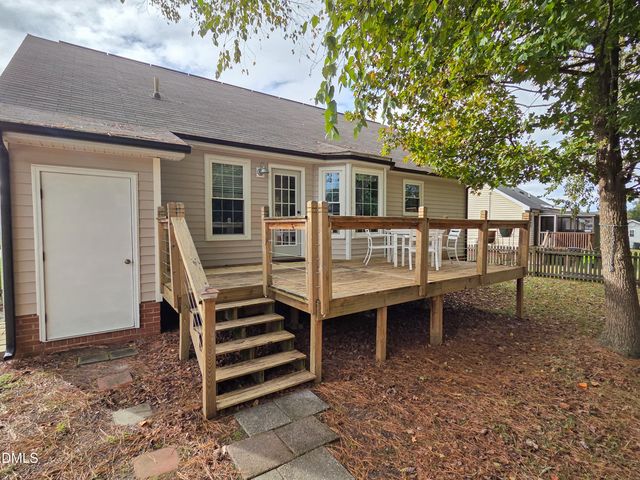 1004 Holly Pointe Drive, Wendell, NC 27591