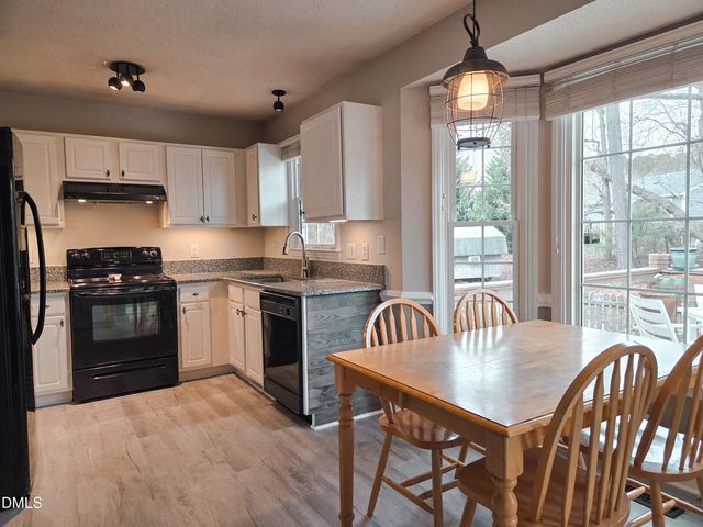 1004 Holly Pointe Drive, Wendell, NC 27591