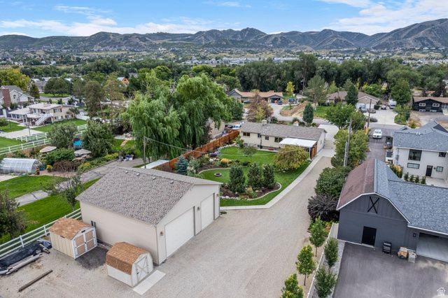 835 E CANYON BREEZE LN, Draper, UT 84020