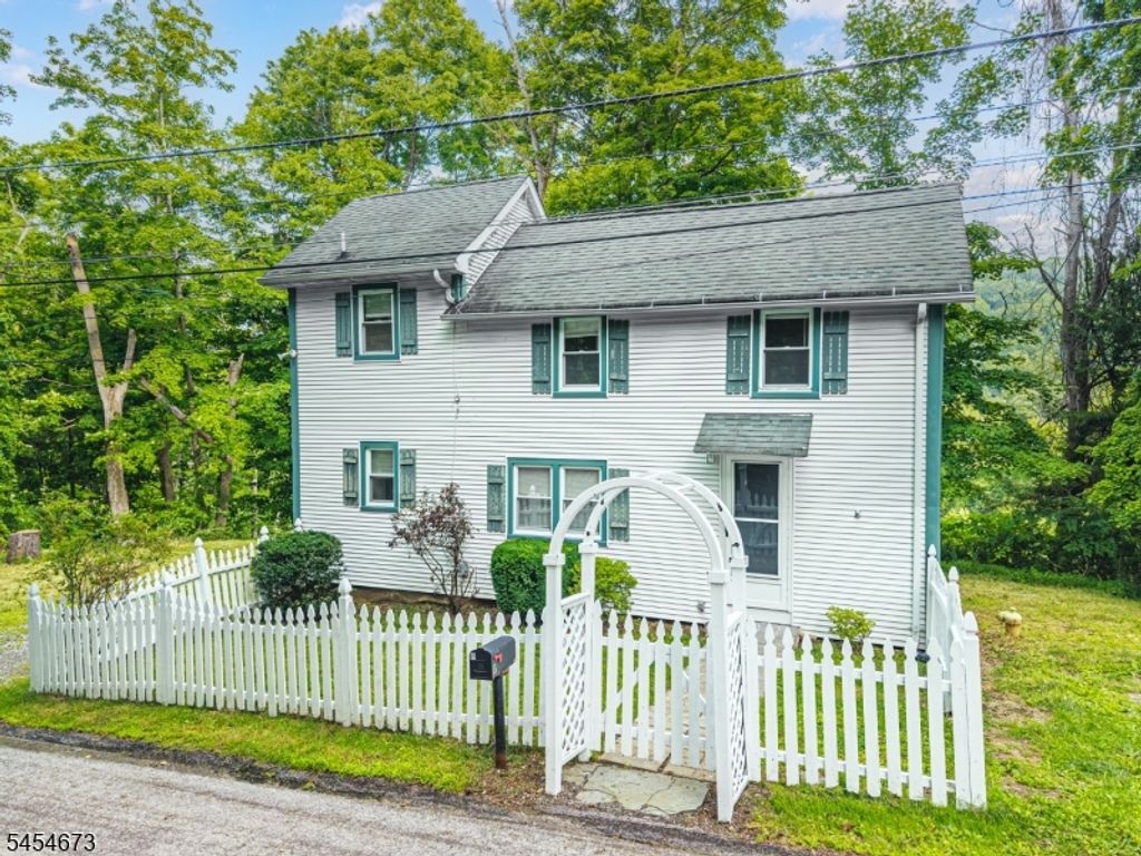 15 Laceytown Rd, Hardyston Twp., NJ 07416 — exterior
