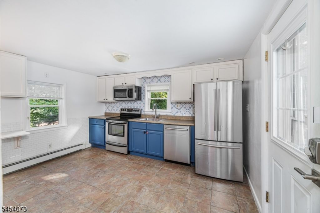 15 Laceytown Rd, Hardyston Twp., NJ 07416 — photo 2