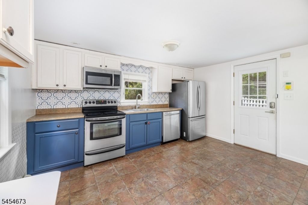 15 Laceytown Rd, Hardyston Twp., NJ 07416 — photo 3