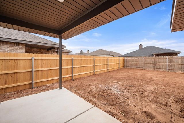 2411 Aberdeen Avenue, Wolfforth, TX 79382