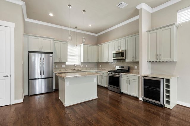 1629 W 23rd Street, Houston, TX 77008