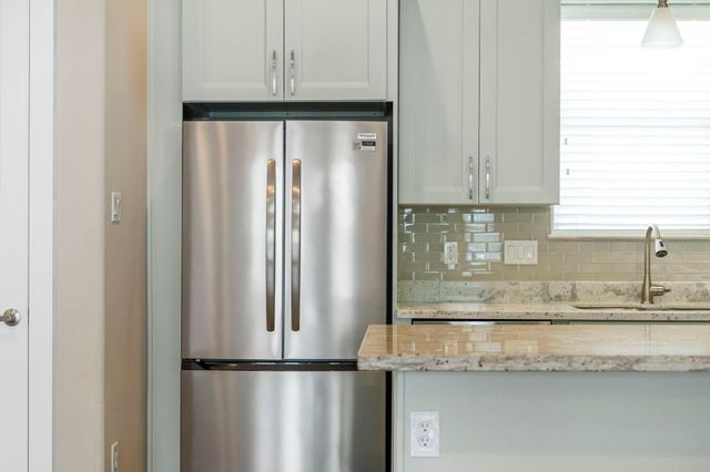 1629 W 23rd Street, Houston, TX 77008
