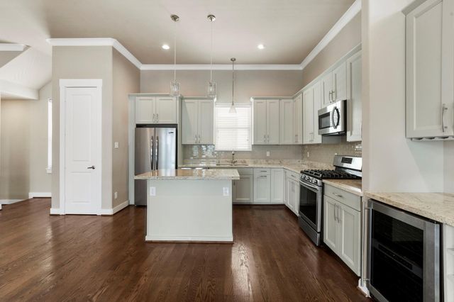 1629 W 23rd Street, Houston, TX 77008