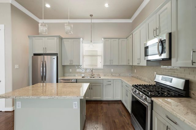 1629 W 23rd Street, Houston, TX 77008
