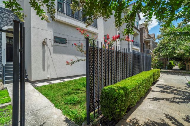 1629 W 23rd Street, Houston, TX 77008