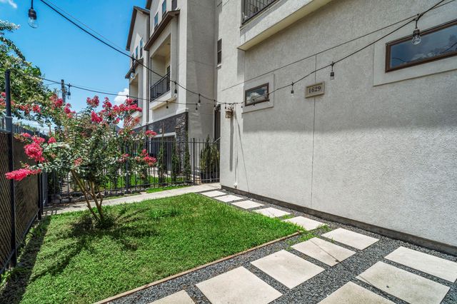 1629 W 23rd Street, Houston, TX 77008